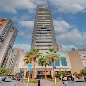מלון דירות Royal Regency Marina