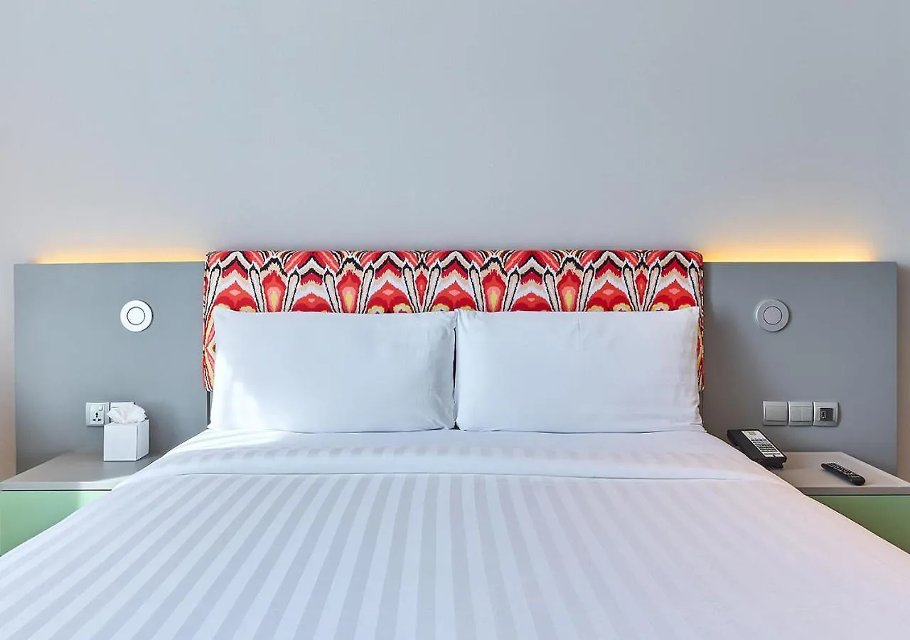 Ibis Styles Dubai Jumeira 3*,  איחוד האמירויות הערביות